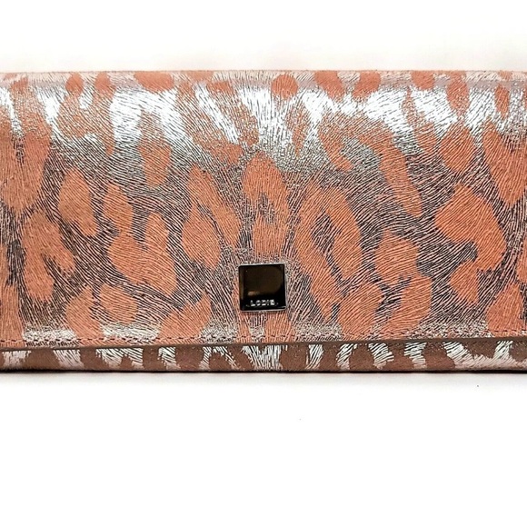 Lodis Metallic Pink Leopard Animal Print Wallet Pink Silver Bi-Fold - Picture 1 of 3